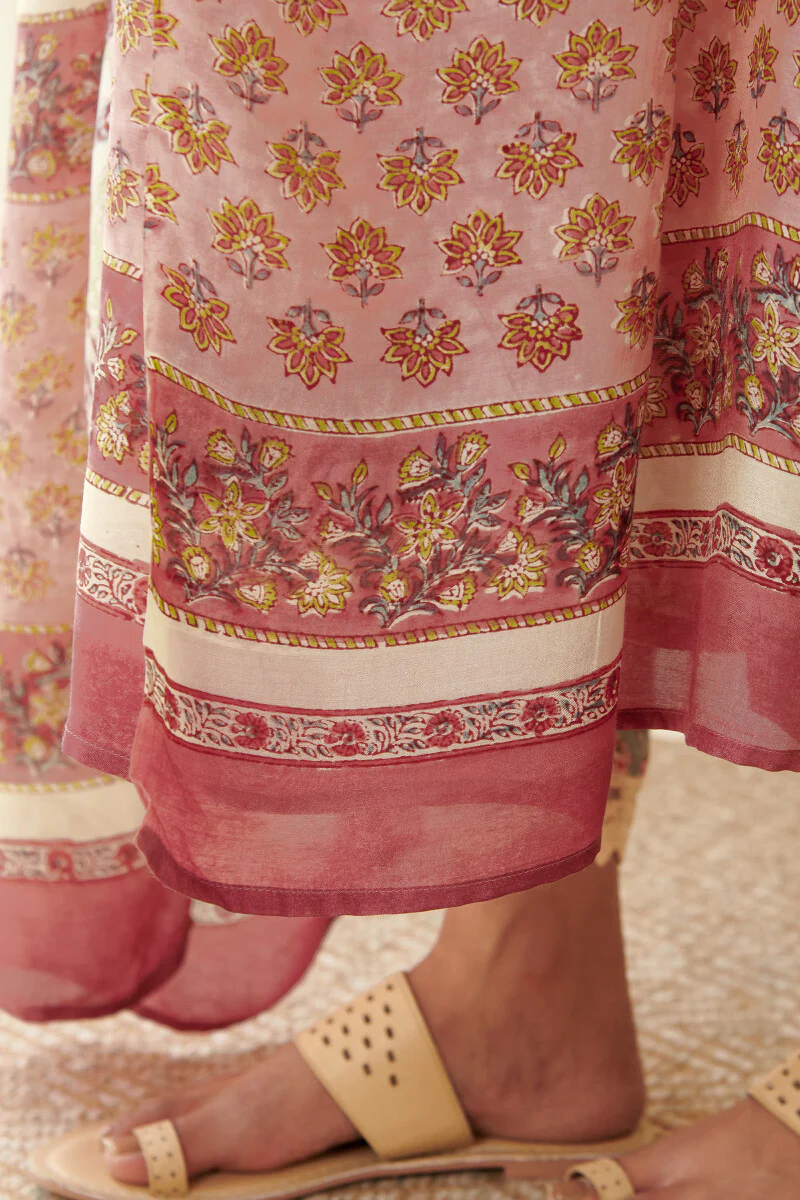 Nasrine Shehnaz Sanganeri Modal Dupatta - Image 5
