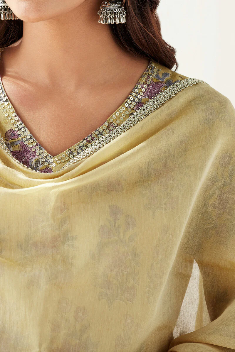 Nasrine Zubeda Cotton Silk Dupatta - Image 2