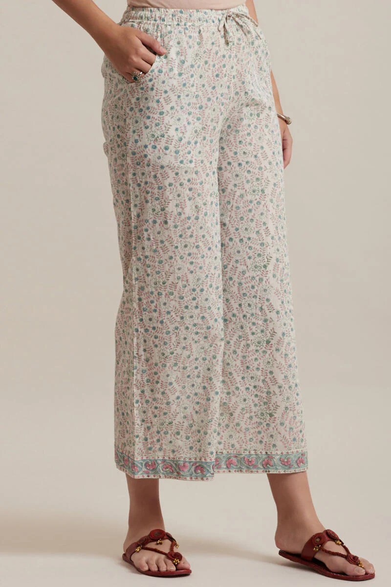 Nausheen Zeenat Farsi - Image 2