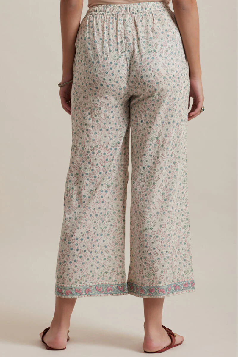 Nausheen Zeenat Farsi - Image 4