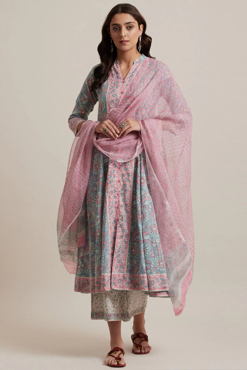Nausheen Zeenat Farsi - Image 5