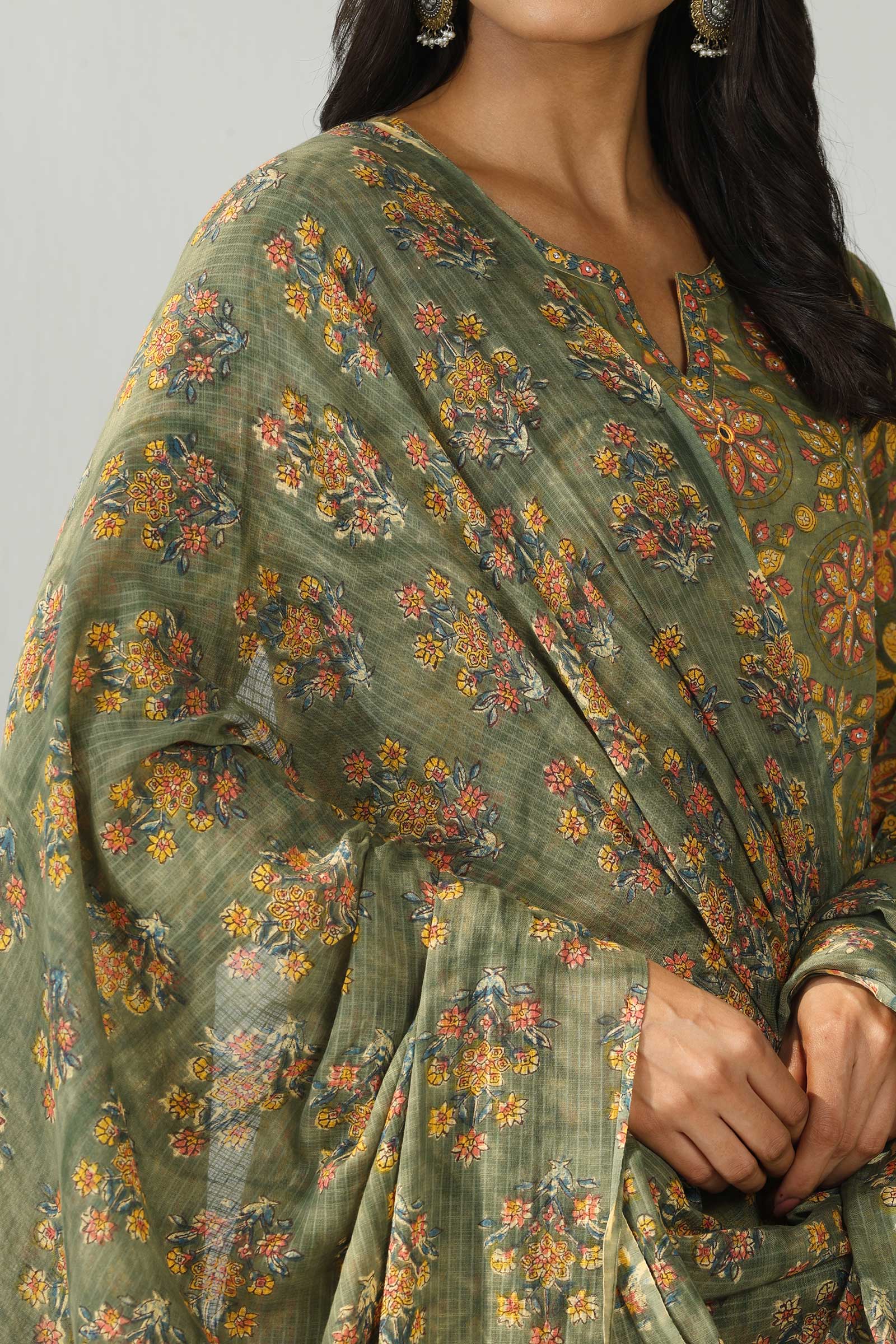 Nayanjal Gulshan Sanganeri Dupatta - Image 2