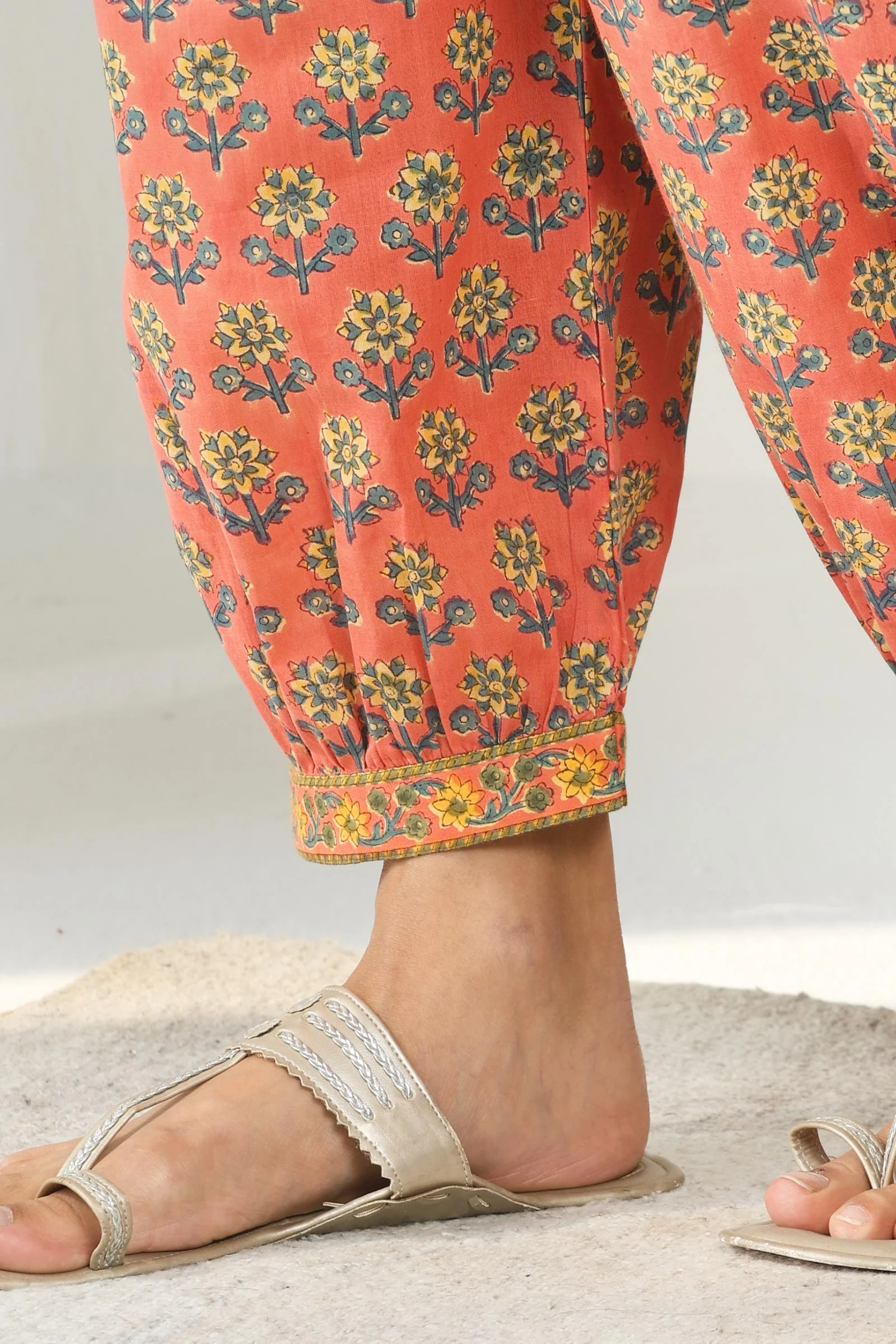 Nayanjal Zainab Sanganeri Izhaar Pants - Image 2