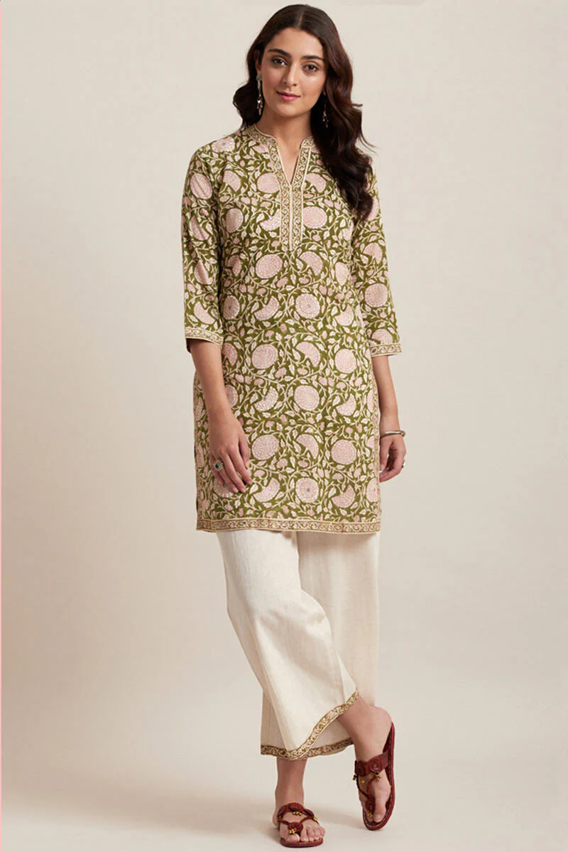 Nazm Farah Kurta