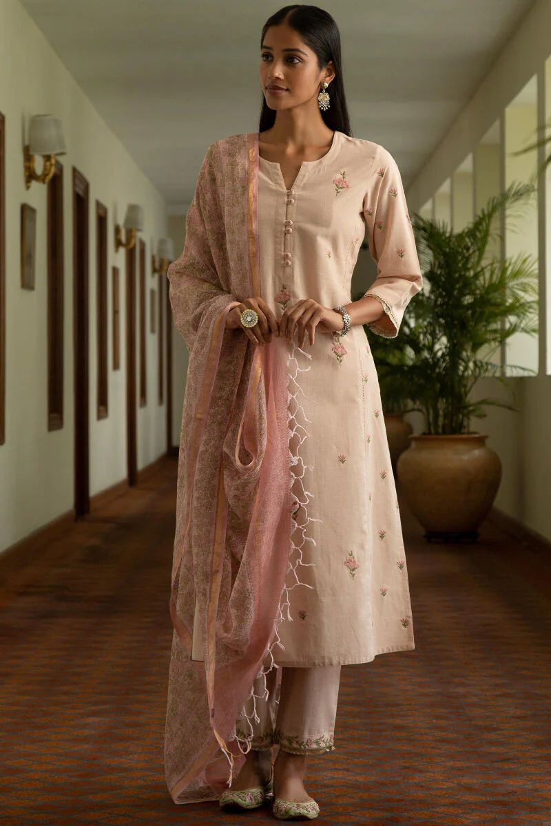 Nazm Mahnoor Handloom Narrow Pants - Image 3