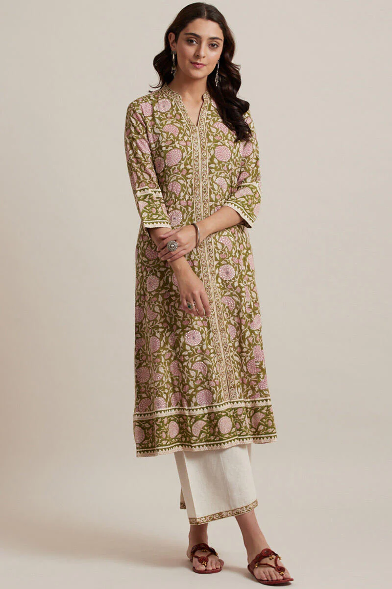 Nazm Saira Kurta
