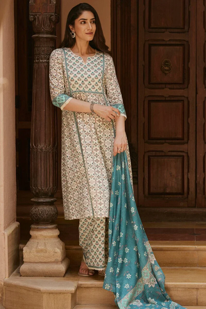 Surplus: Nazmin A-Line Kurta - Image 3