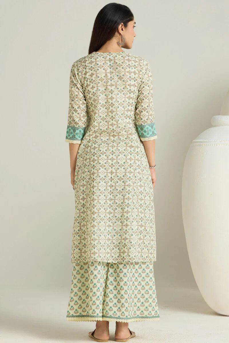 Surplus: Nazmin A-Line Kurta - Image 9