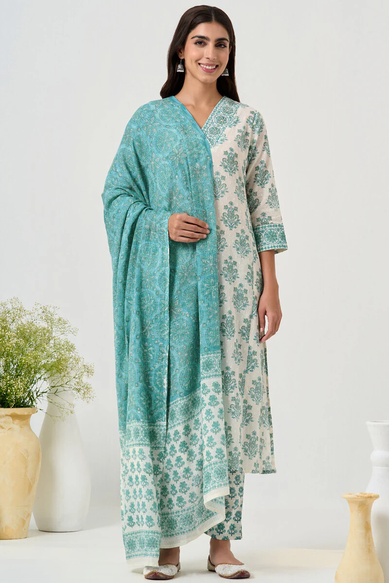 Neelofar Aisha Dupatta - Image 3