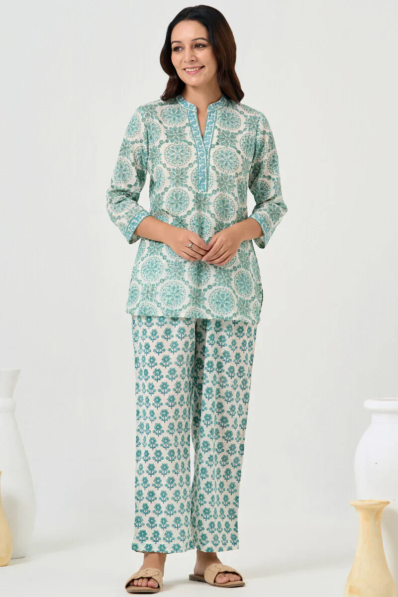 Surplus: Neelofar Leela Sanganeri Co-ord Set - Image 3