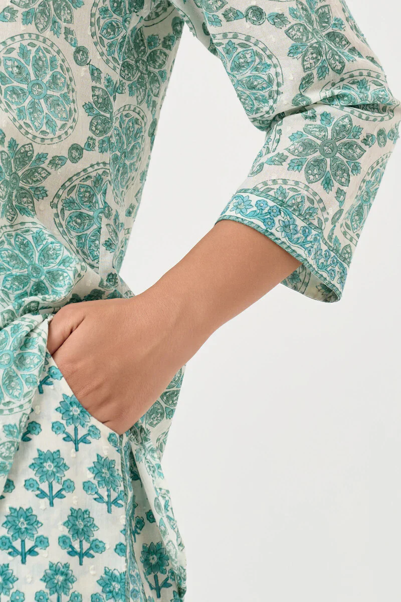 Surplus: Neelofar Leela Sanganeri Co-ord Set - Image 4