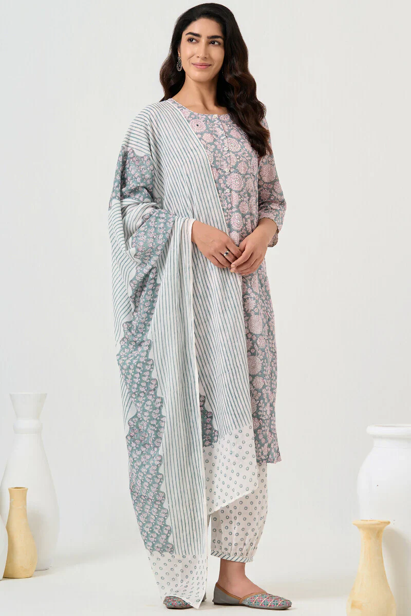 Surplus: Neelofar Shabnam Sanganeri Kurta - Image 3