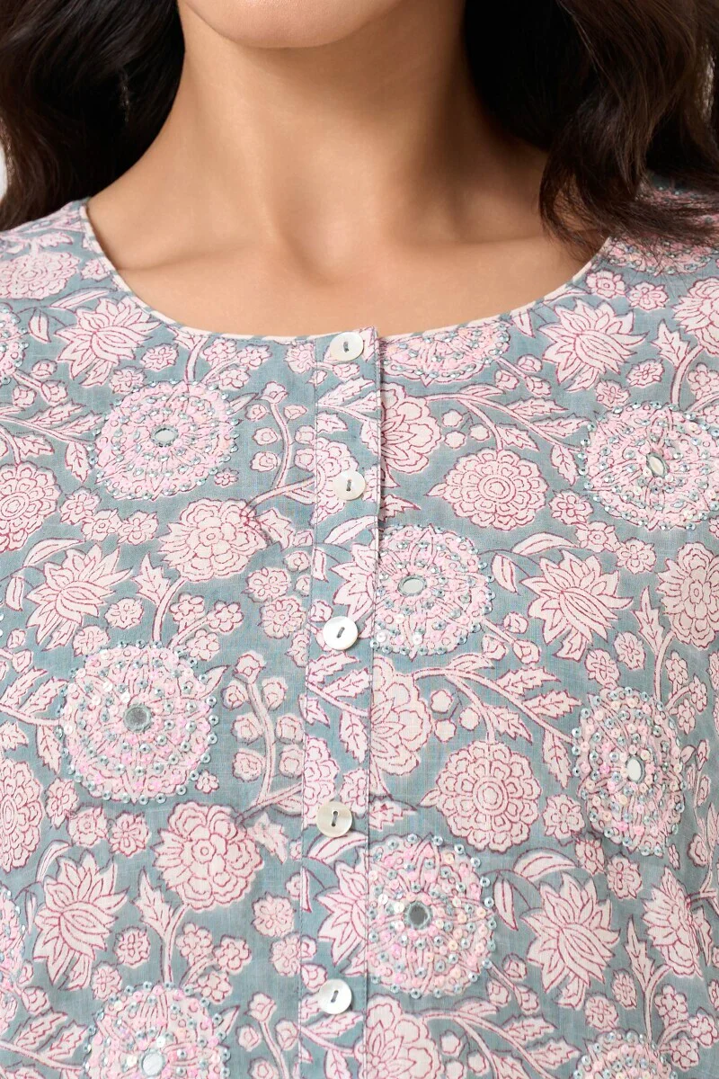 Surplus: Neelofar Shabnam Sanganeri Kurta - Image 4