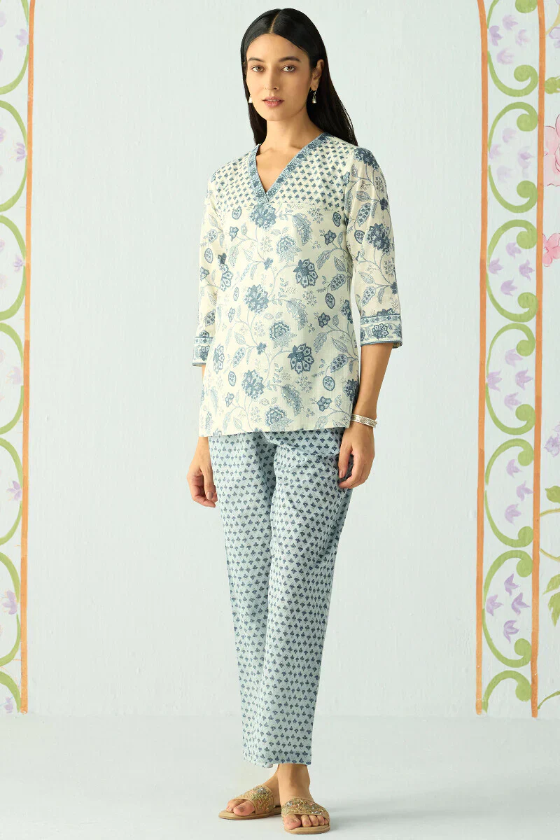 Surplus: Neelofar Tahira Loungewear Set - Image 3