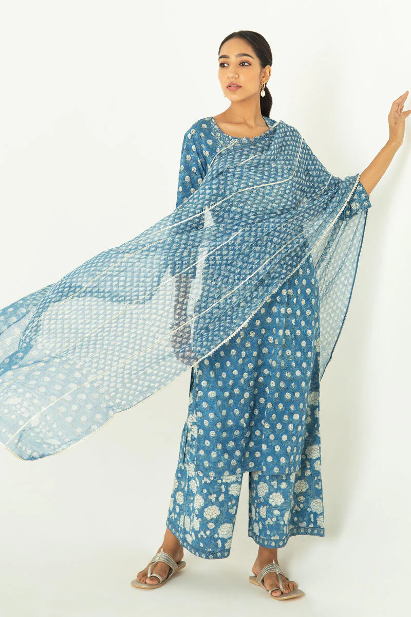 Noor Faheeza Kurta - Image 7