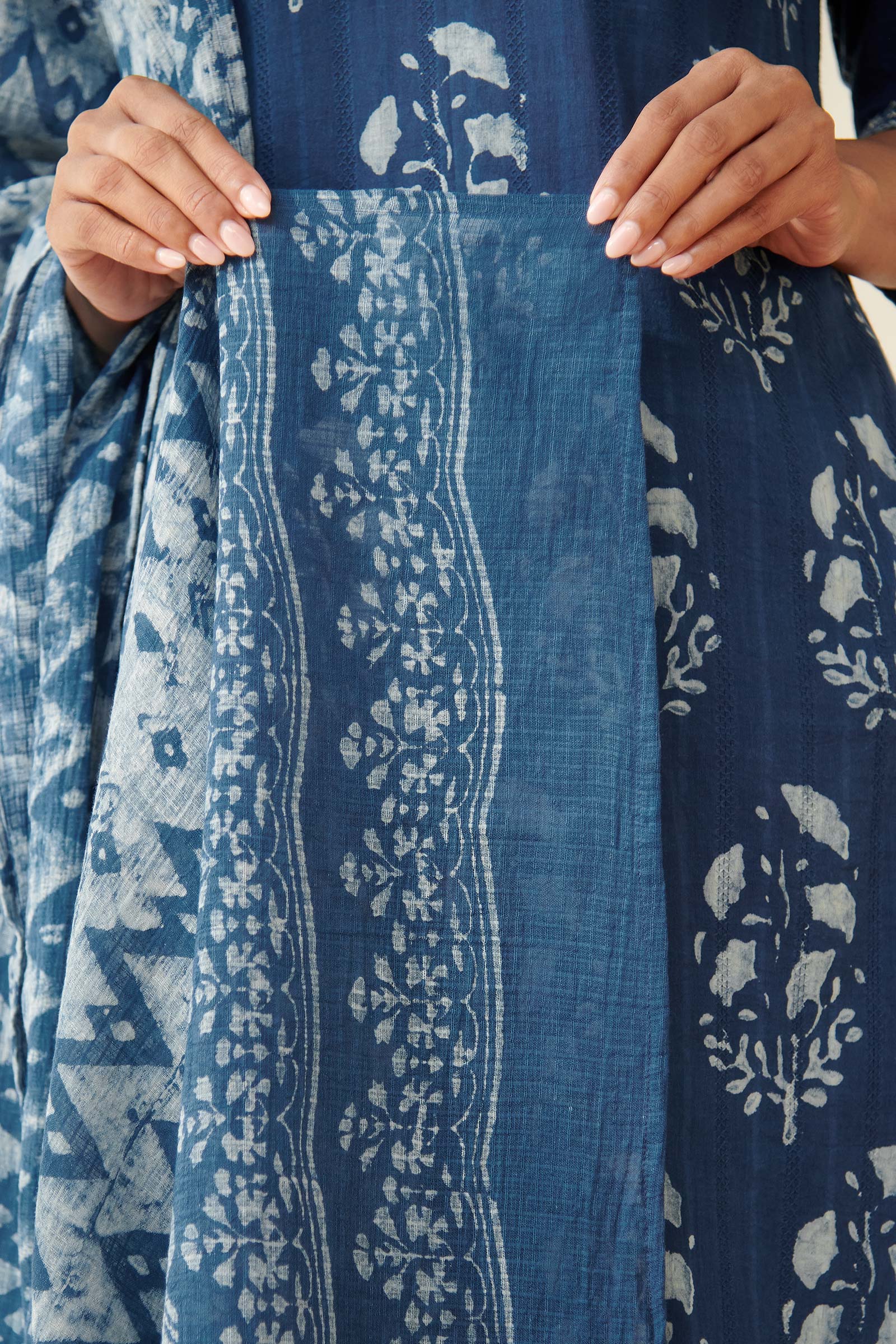 Noor Rumaisa Akola Dupatta - Image 4