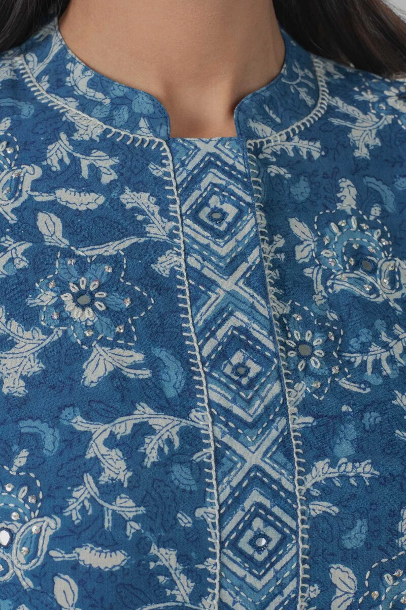 Noor Sahana Indigo Kurta - Image 2