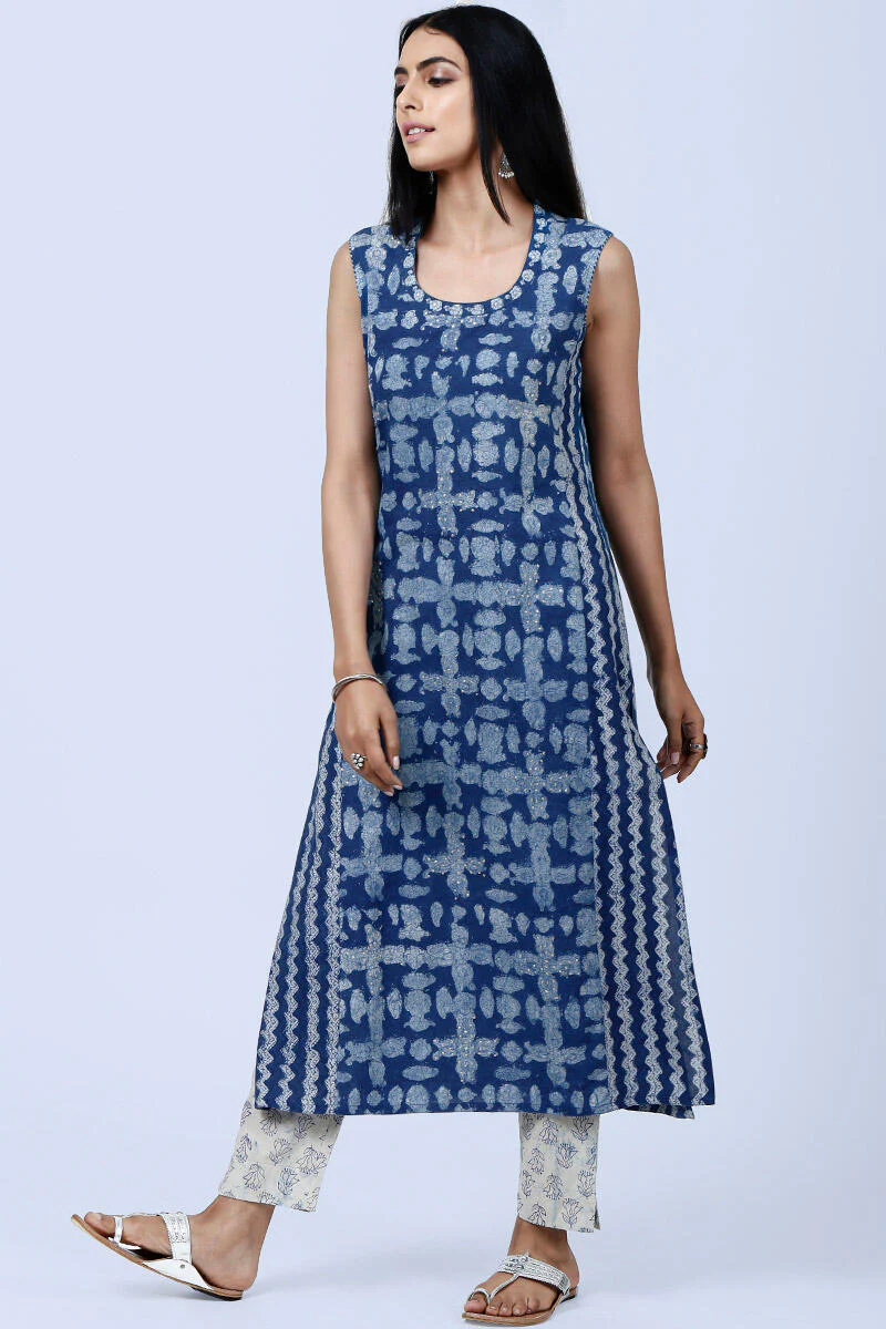 Nur Tara Kurta