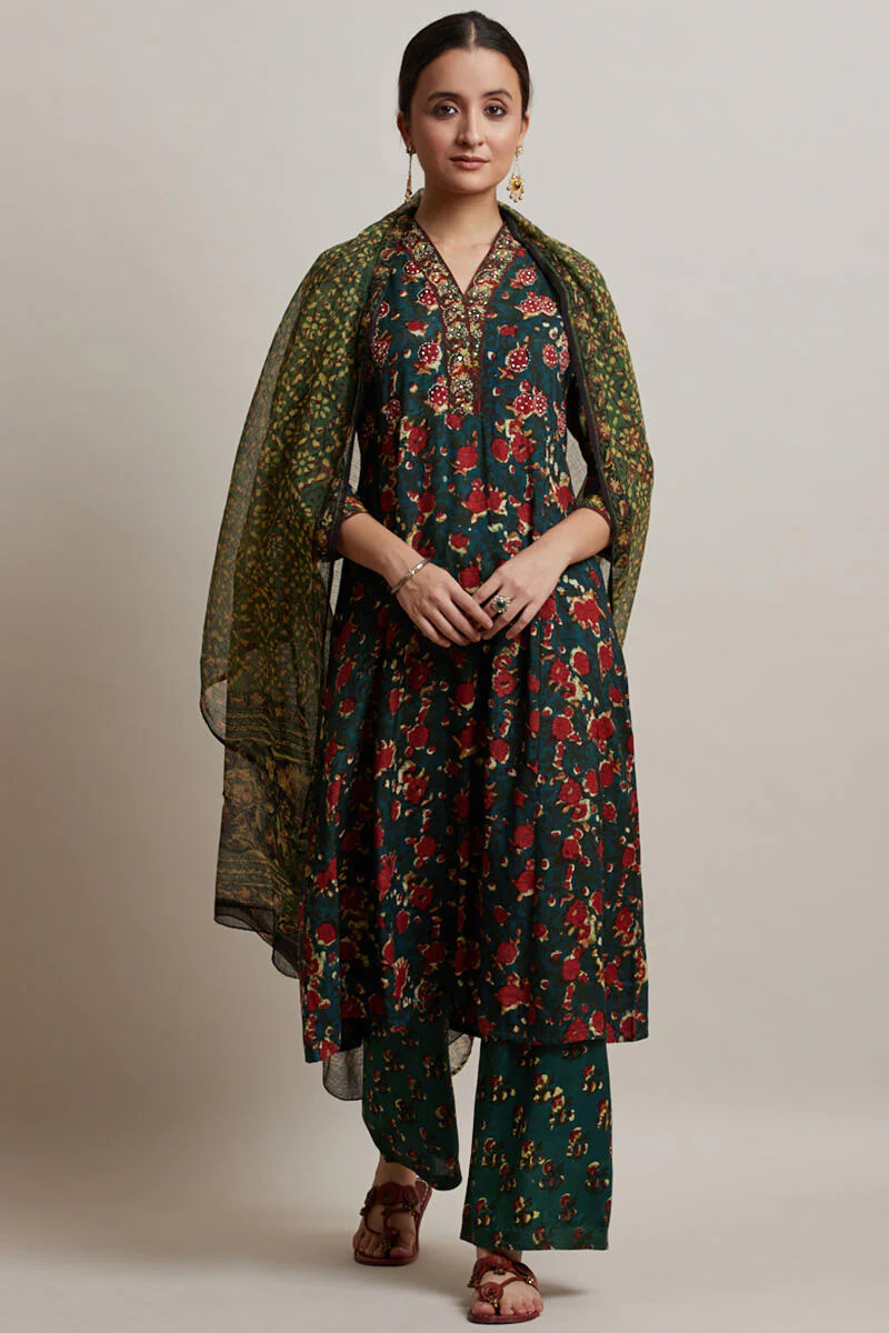 Nur Zeenat Shantung Farsi - Image 5