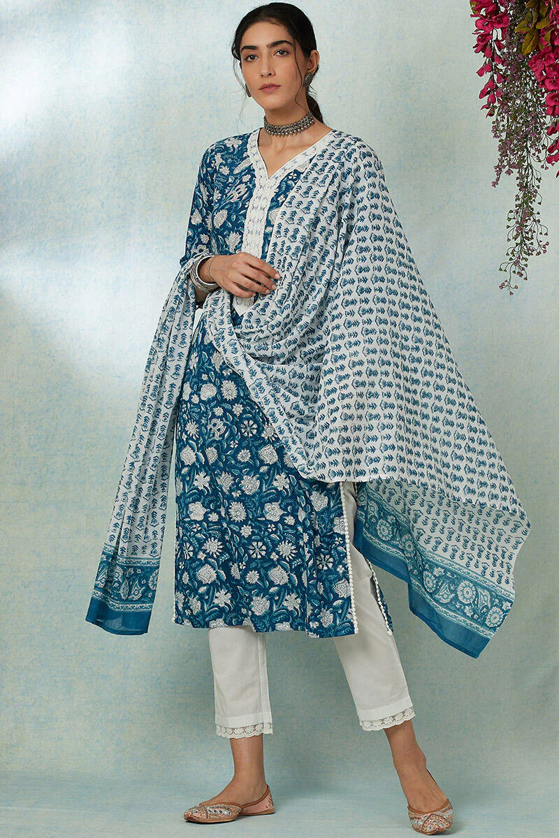 Nusrat Jahan Zareena Lace Kurta - Image 6