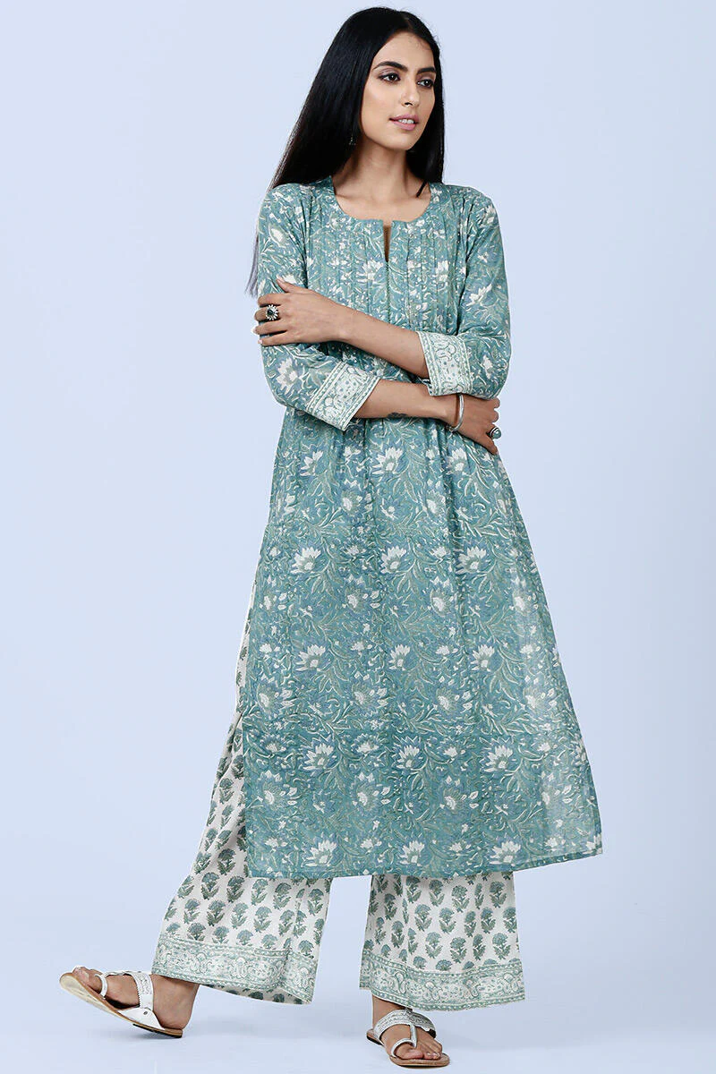 Pardeiza Afreen Farsi - Image 3