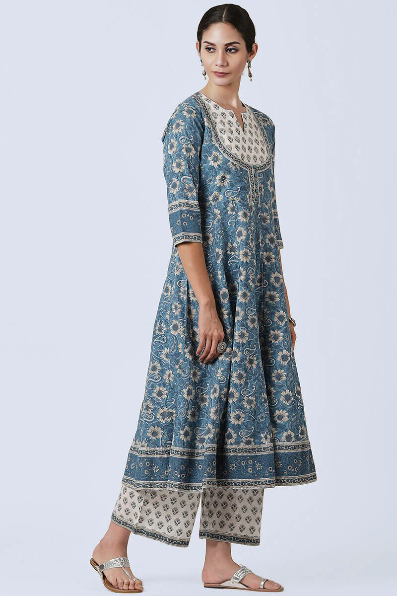 Pardeiza Phul Bagh Kurta - Image 3