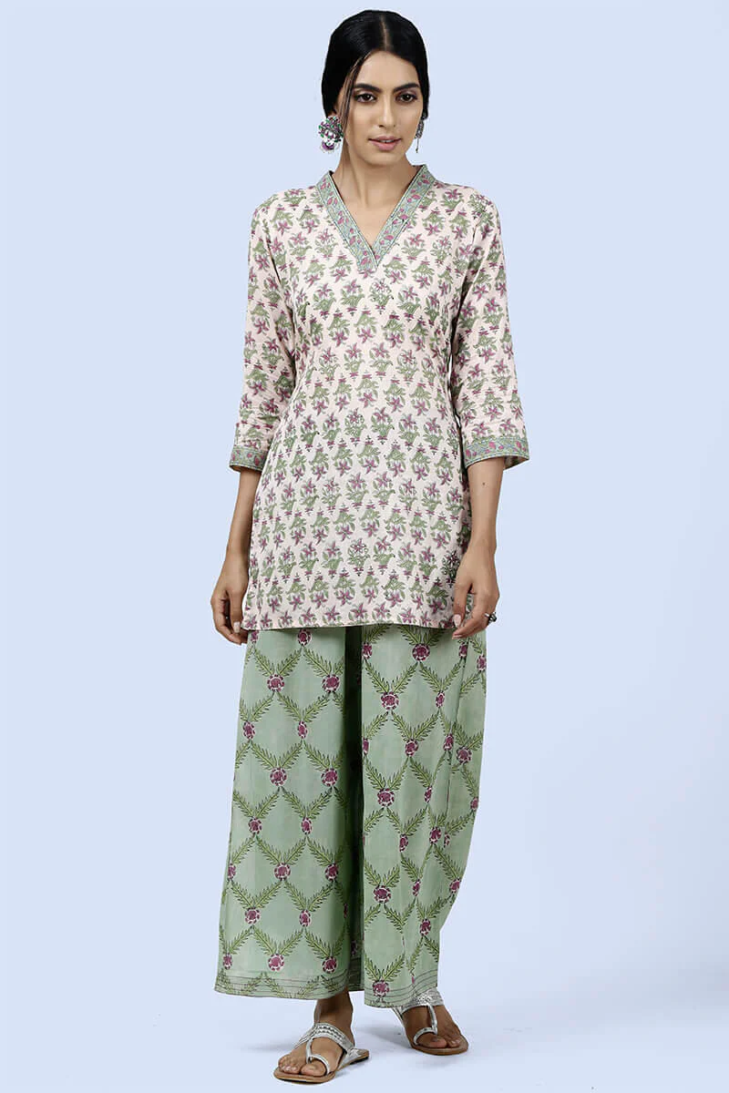 Peach miughal kurti