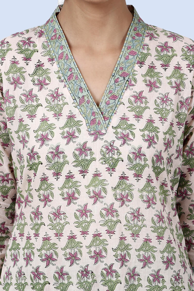 Peach miughal kurti - Image 6