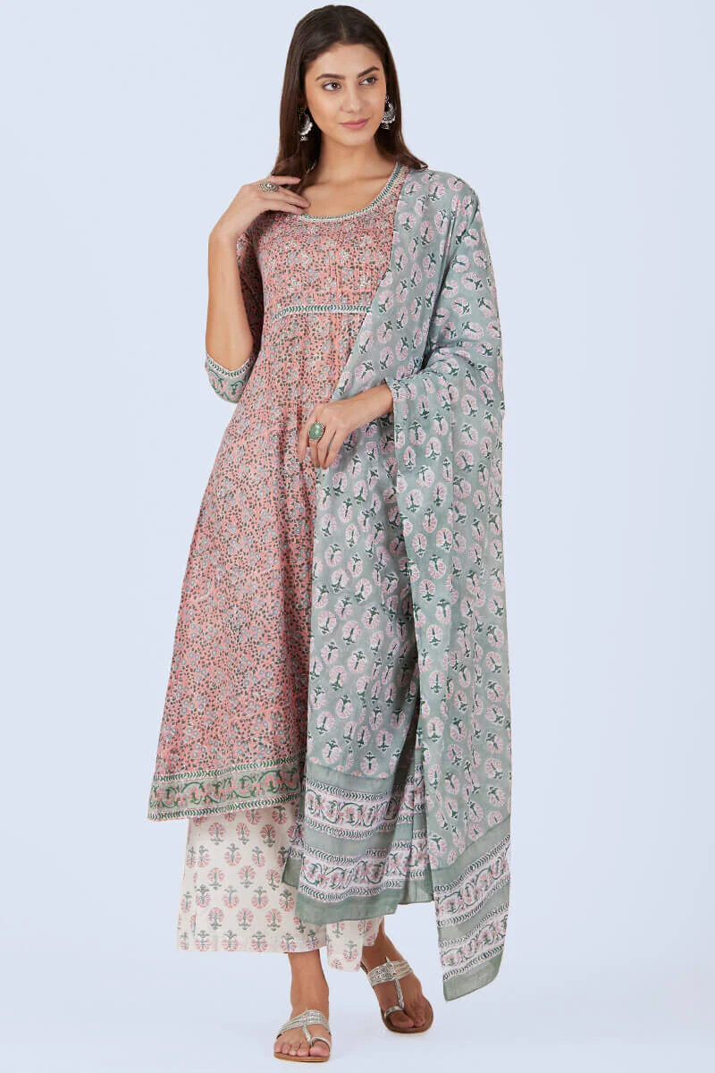 Pink - Image 5