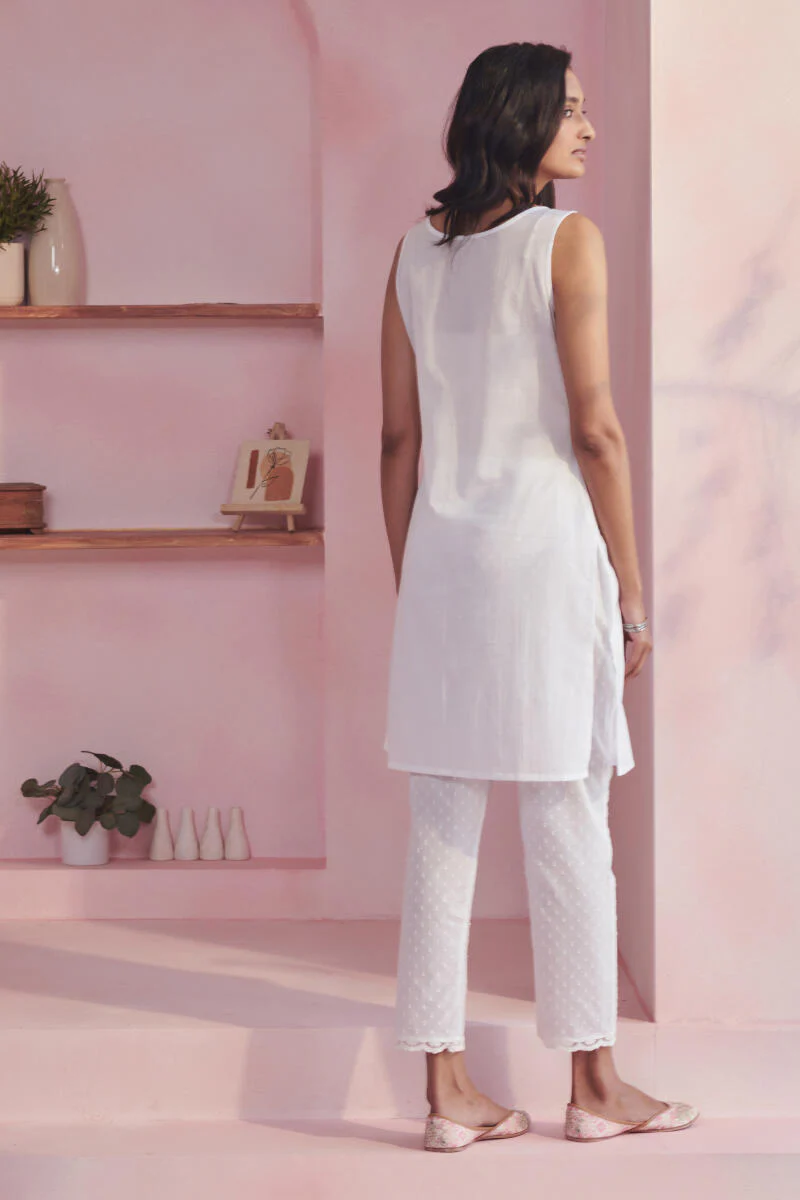 Raahat White Slip - Image 4