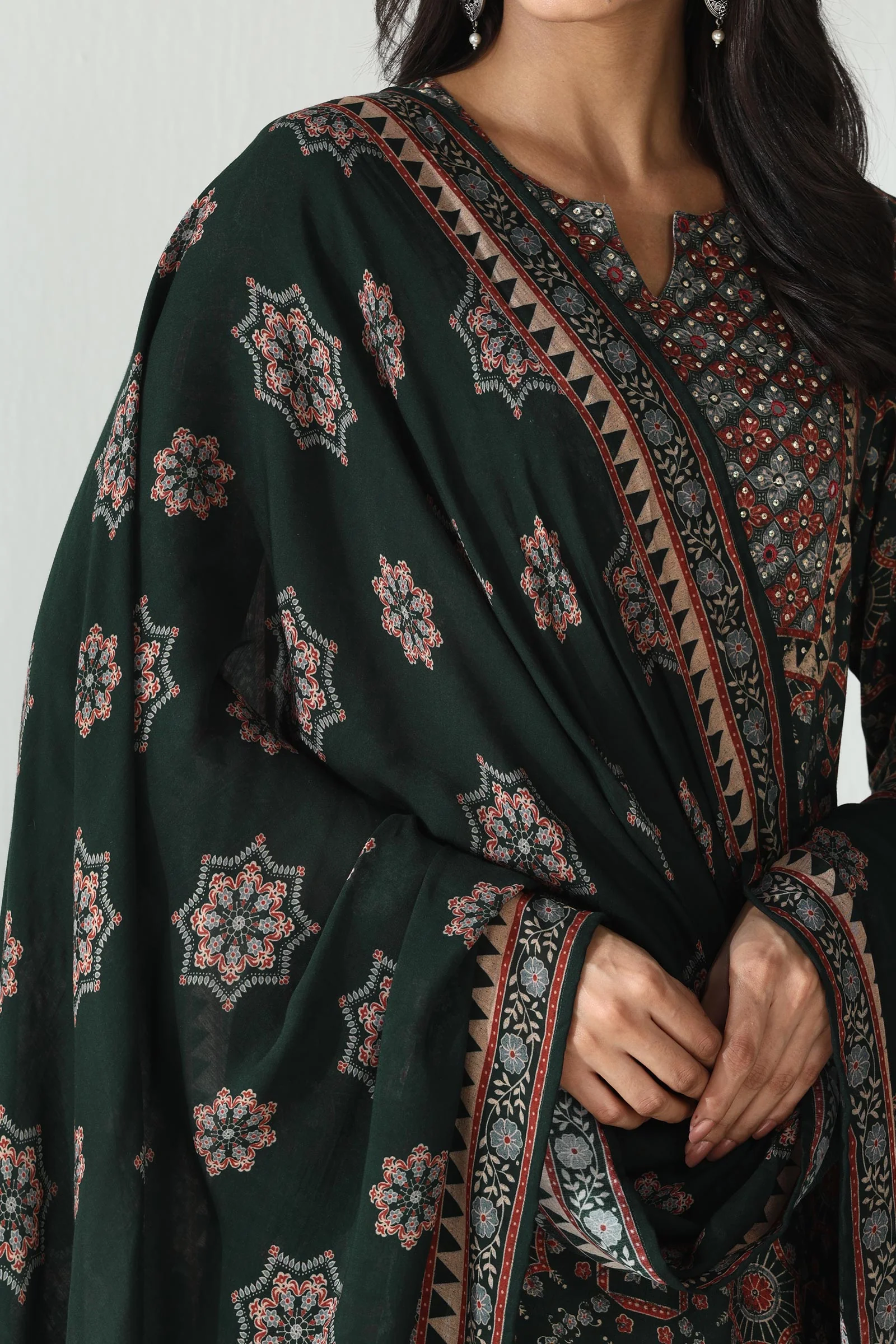 Rangrez Inaaya Dupatta - Image 2