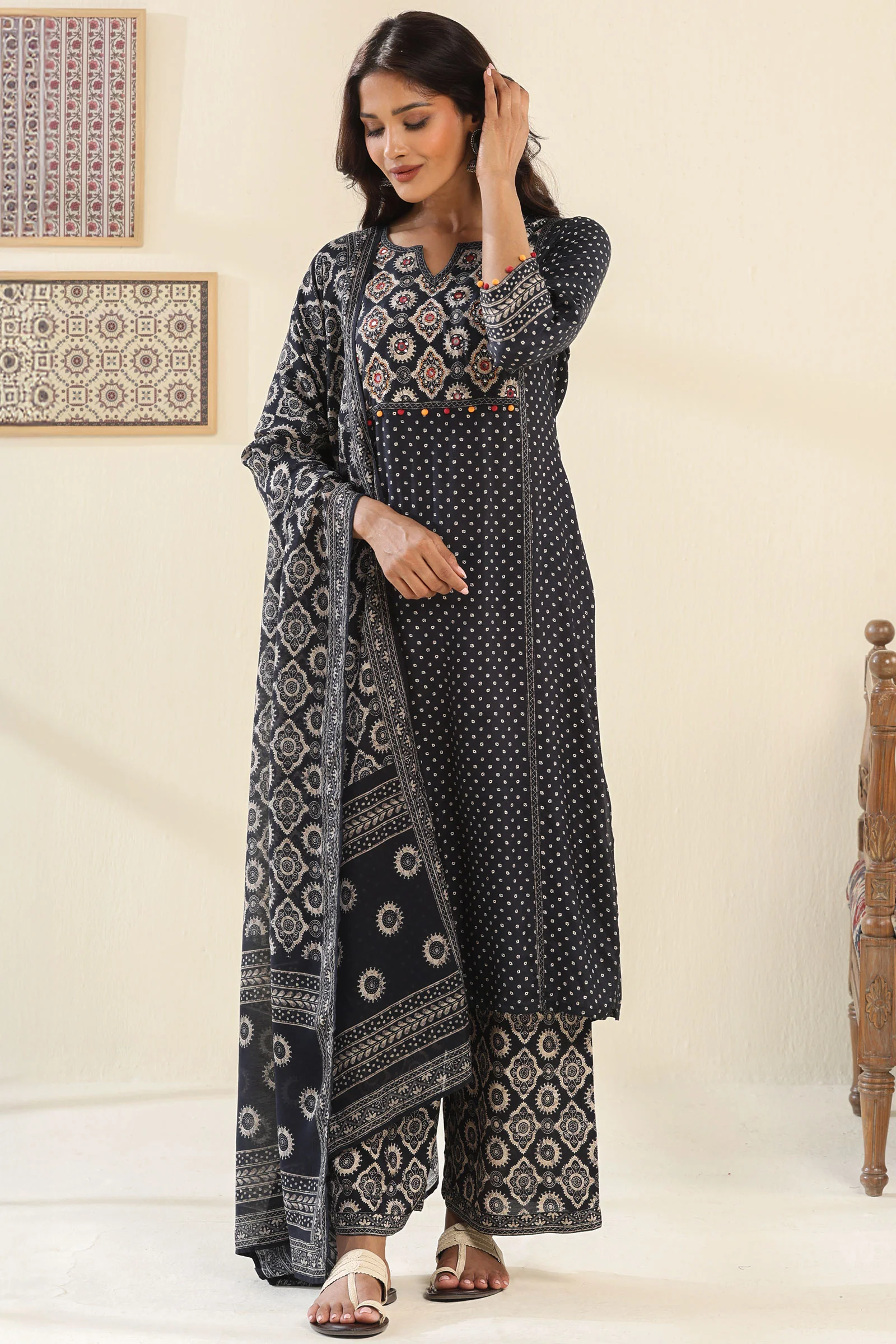 Rangrez Jasmin Dupatta - Image 3