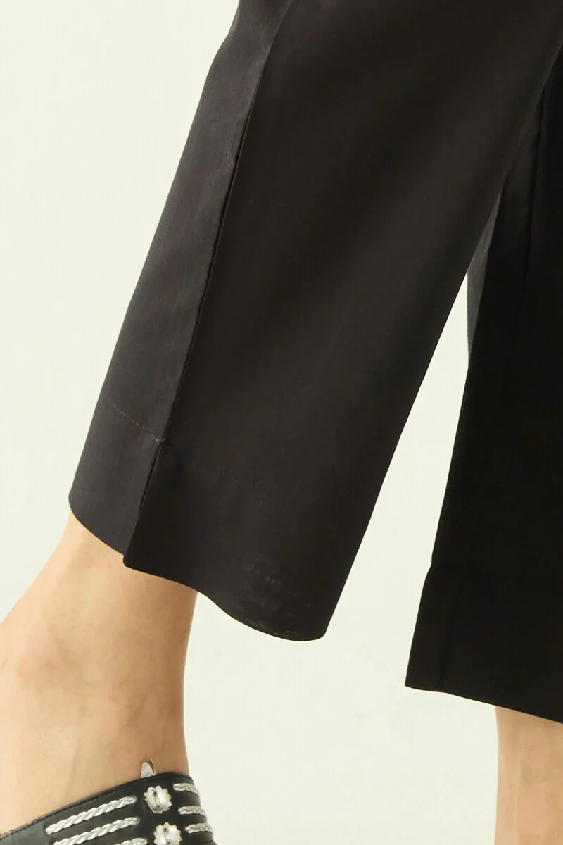 Surplus: Rangrez Mahira Narrow Pants - Image 2