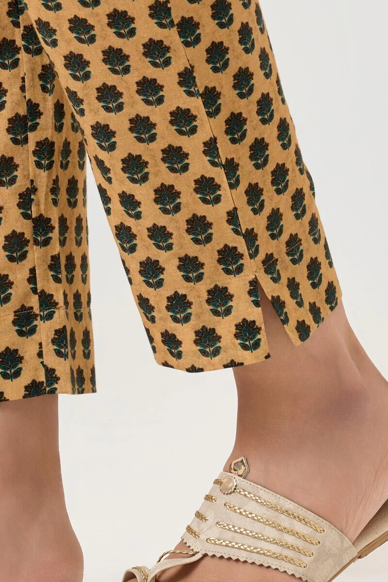 Rangrez Naziya Narrow Pants - Image 2