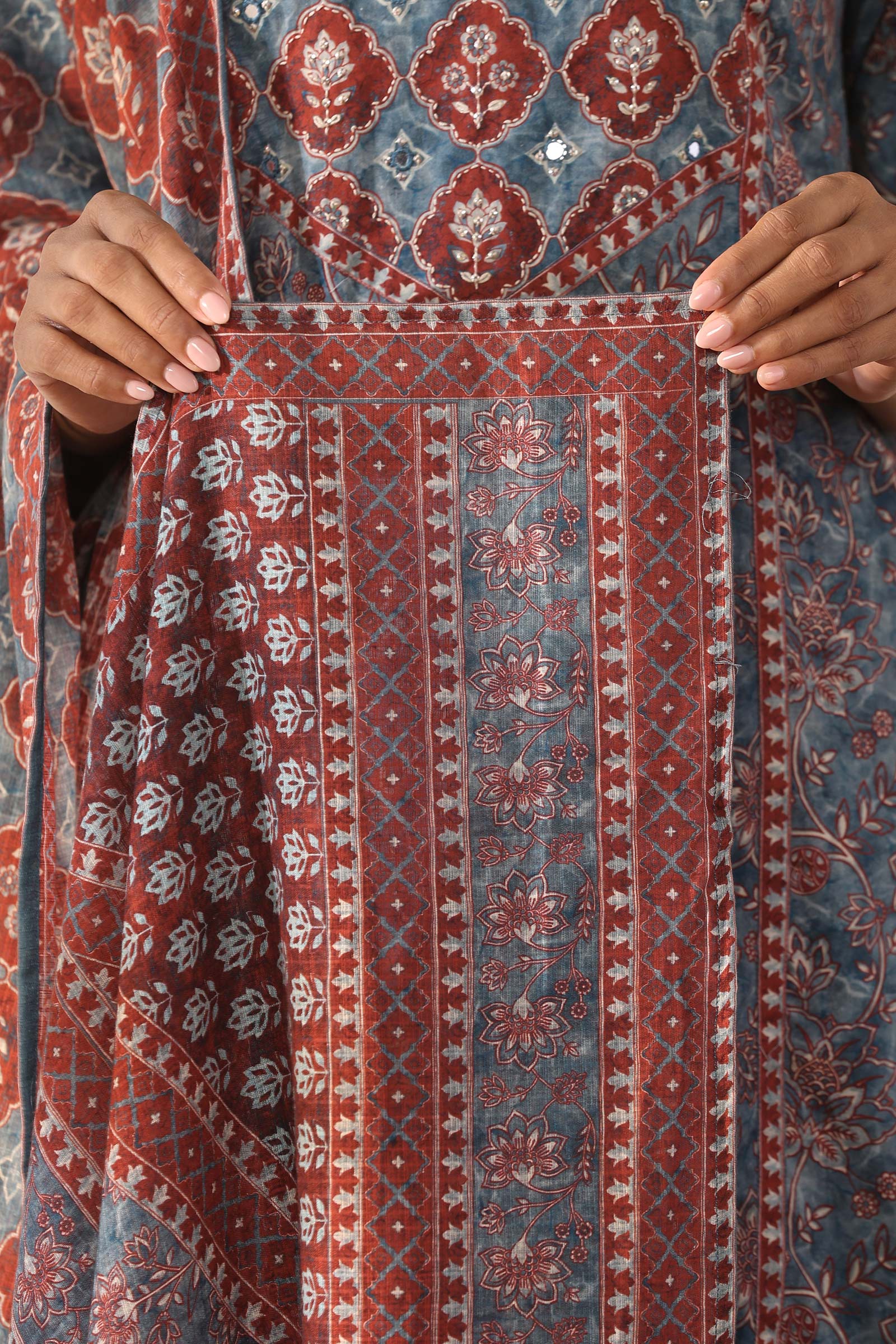 Rangrez Samaira Dupatta - Image 4