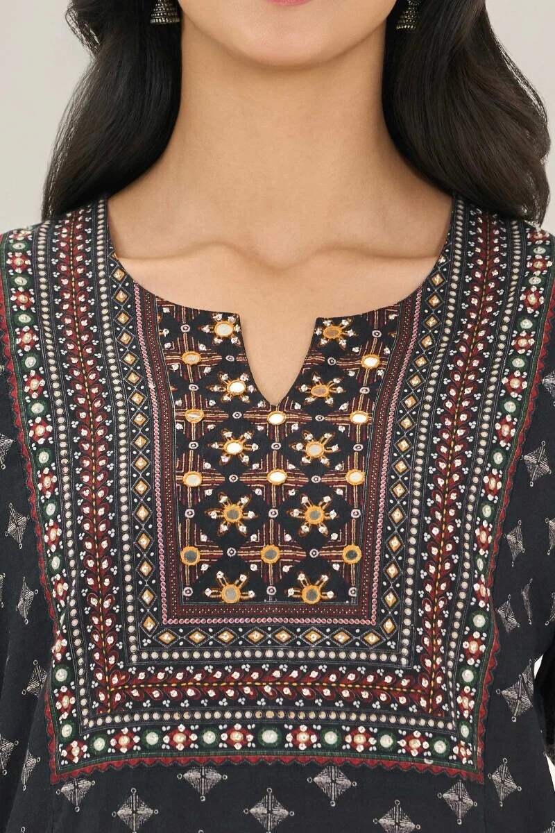 Rangrez Zaaida Kurta - Image 4