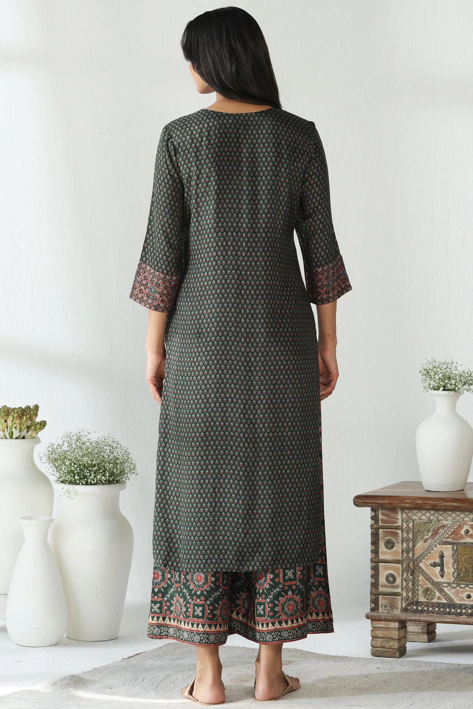 Rangrez Ziah Kurta - Image 7