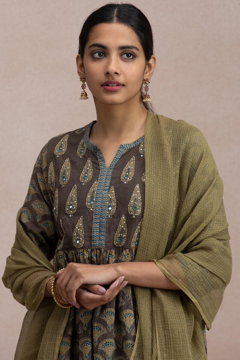 Rehnuma Farah Dupatta - Image 3