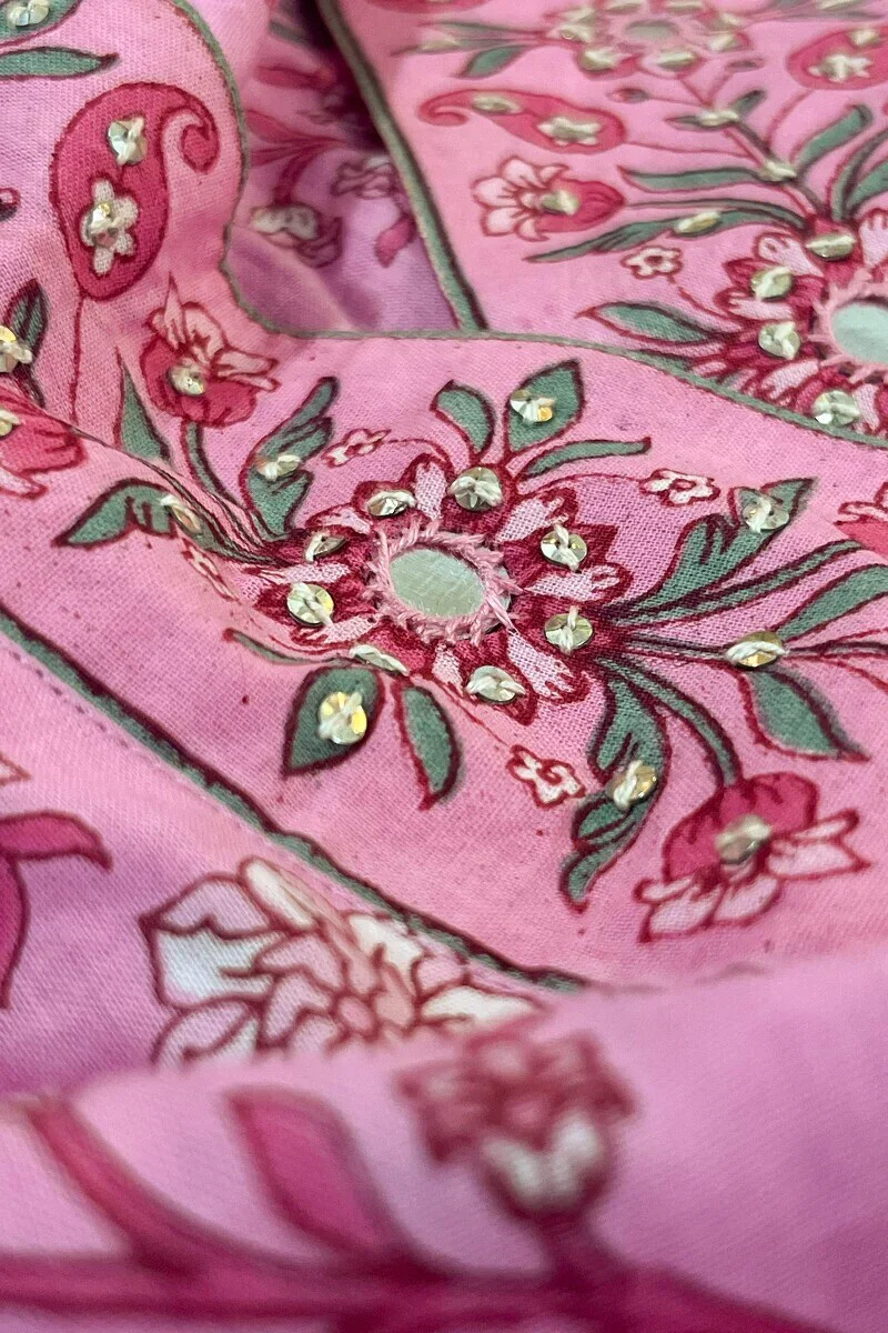 Surplus: Rosheen Mahnoor Sanganeri Kurta - Image 3