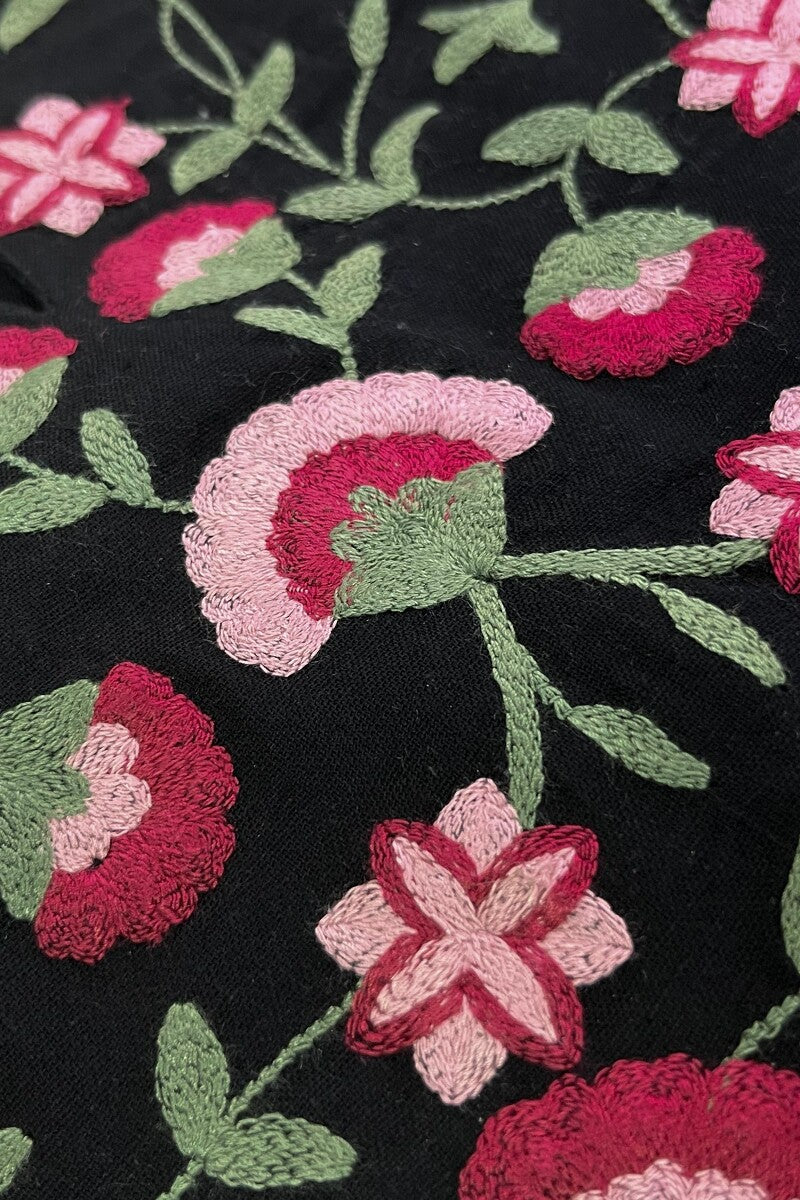 Surplus: Rosheen Nazneen Kurta - Image 3