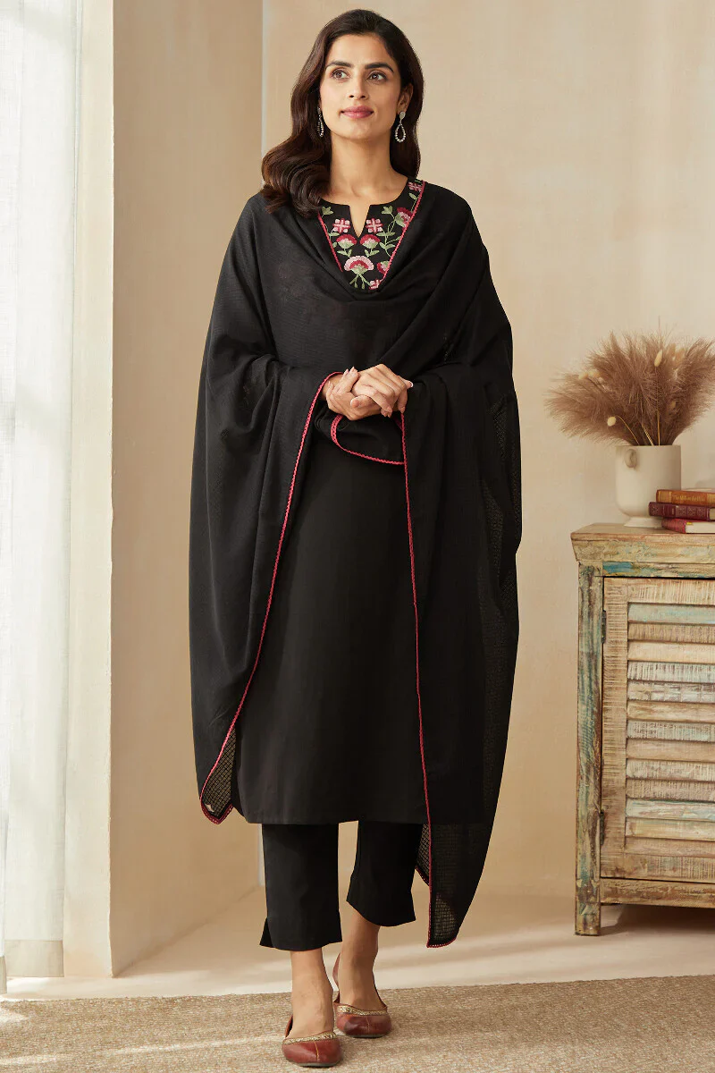 Surplus: Rosheen Nazneen Kurta - Image 4