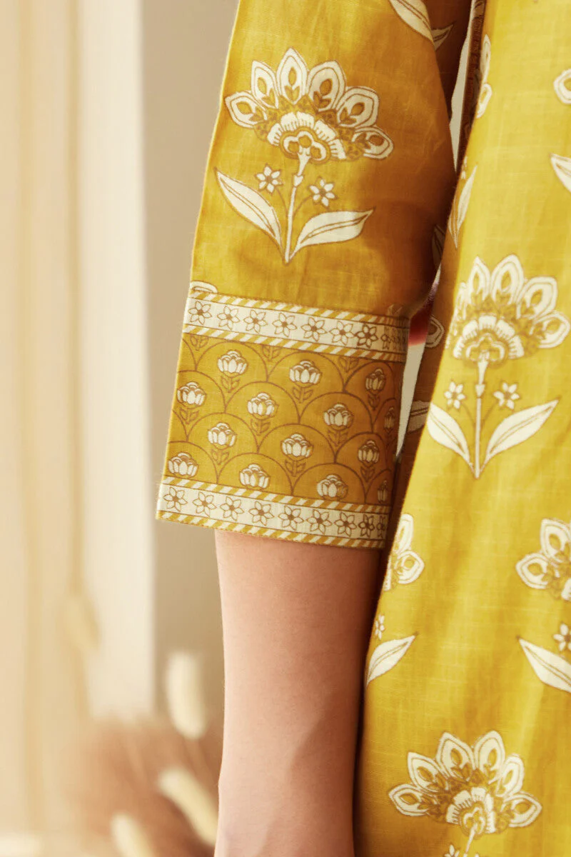 Rosheen Niyamat Loungewear Set - Image 4