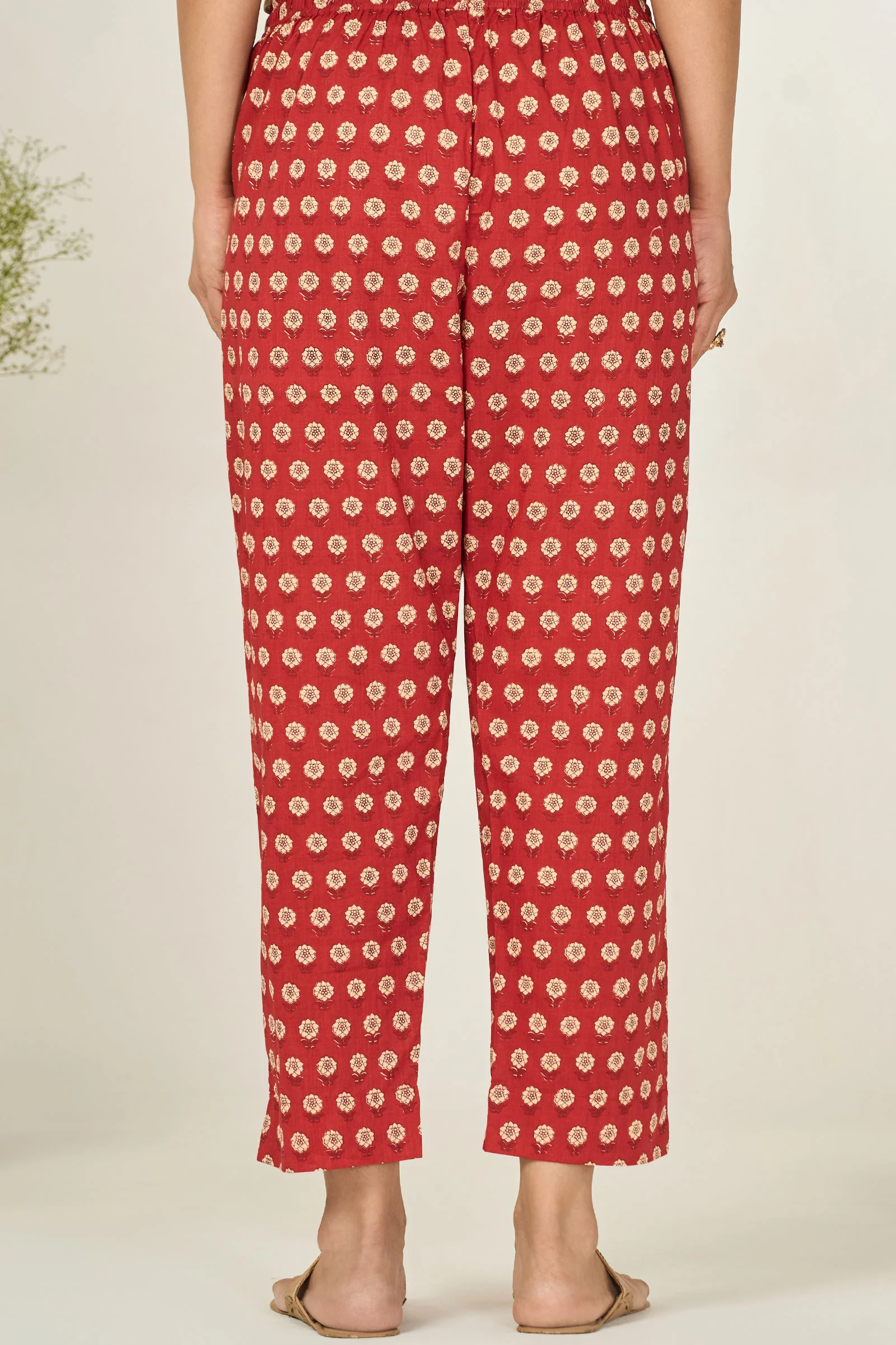 Surplus: Rosheen Rabia Sanganeri Narrow Pants - Image 5