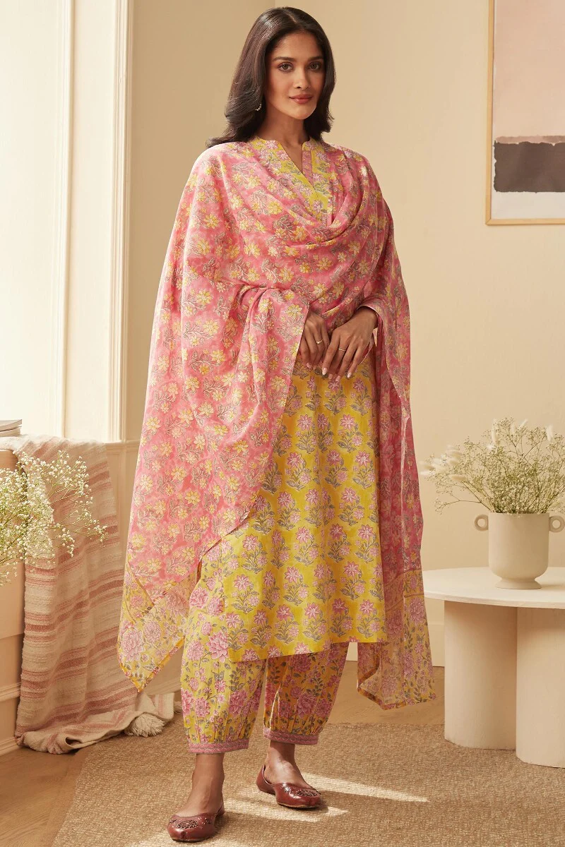Rosheen Rehmat Sanganeri Kurta - Image 4
