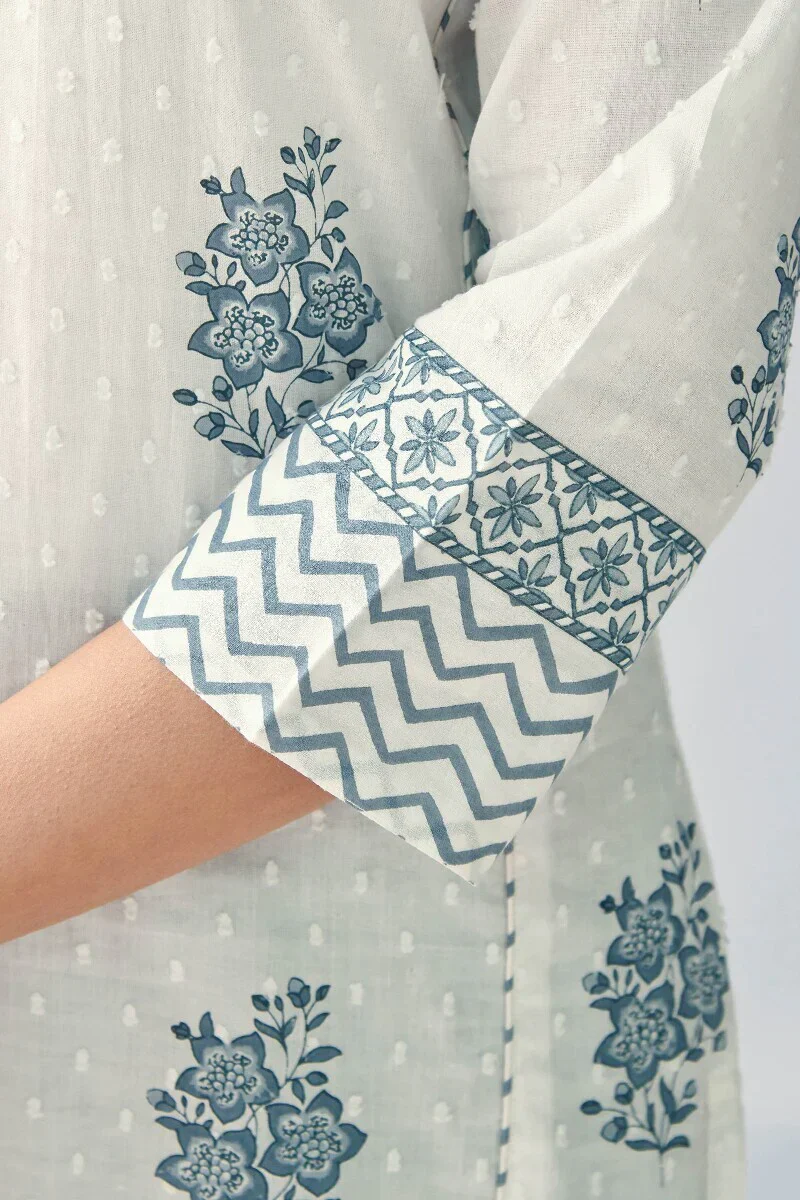 Rosheen Safeena Sanganeri Kurta - Image 6
