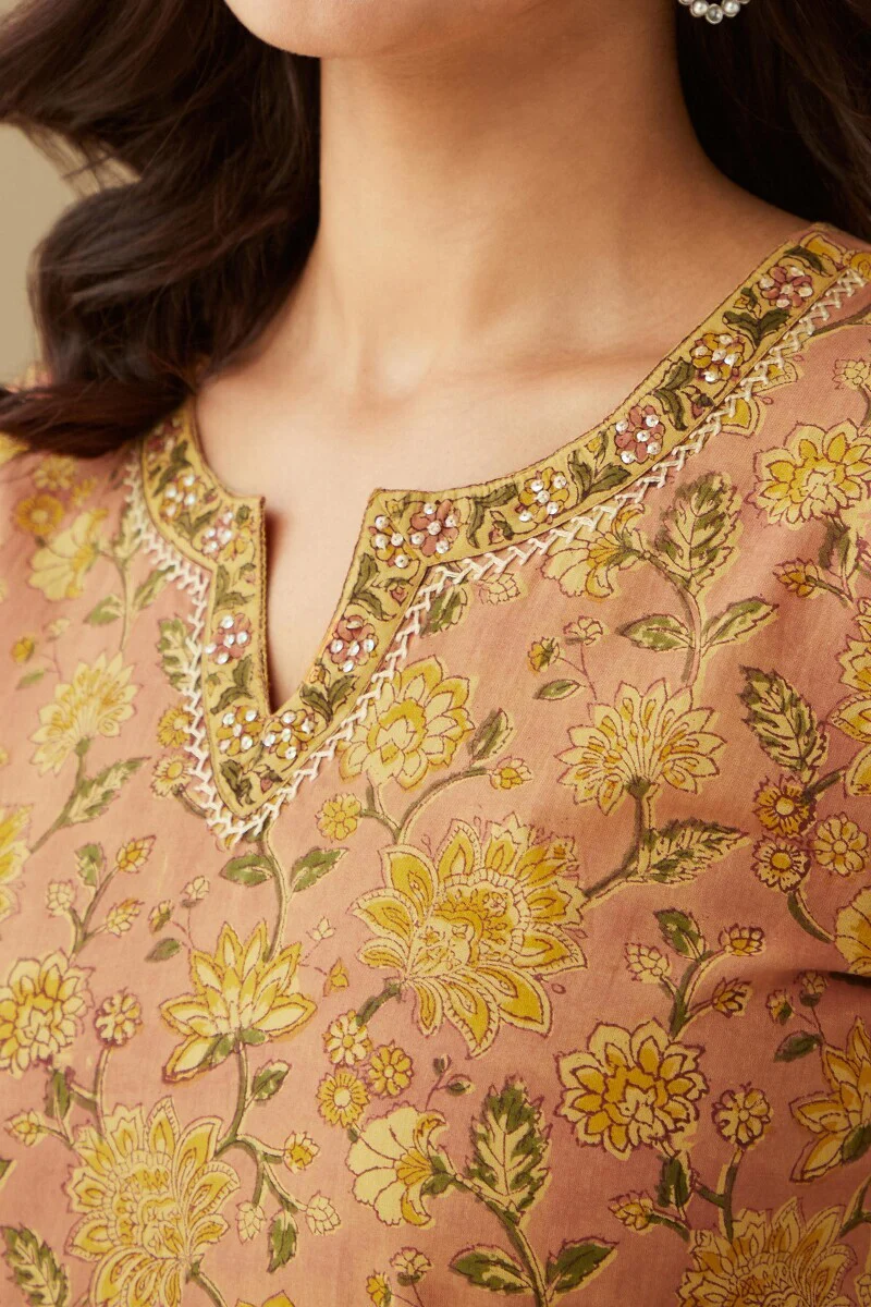 Rosheen Saira Sanganeri Kurta - Image 5