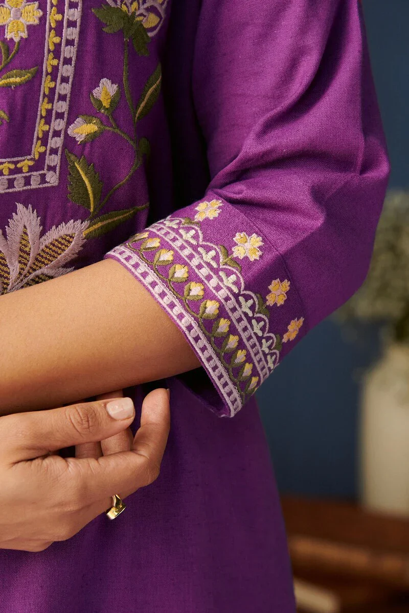 Surplus: Rosheen Samaira Kurta - Image 6