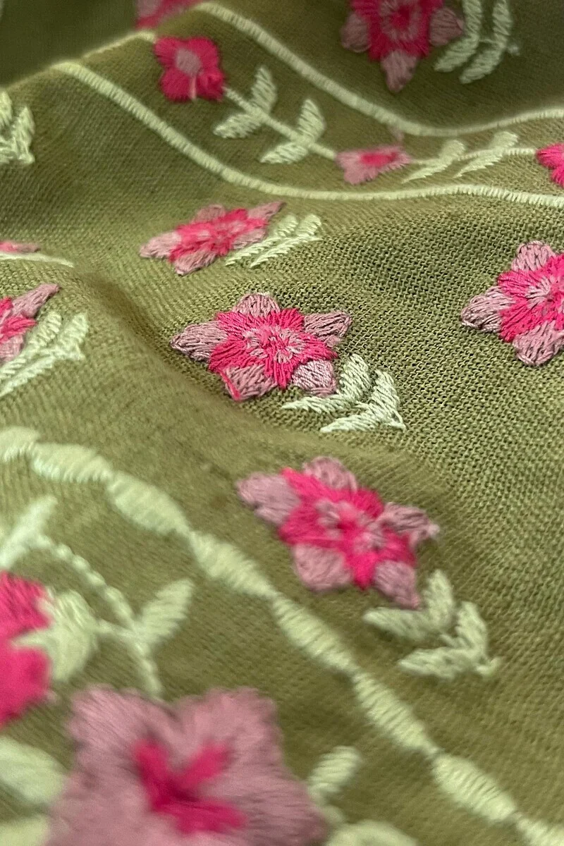 Rosheen Zinat Kurta - Image 3