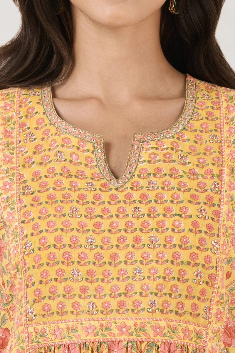 Roz Meher Azaira Sanganeri Kurta - Image 4
