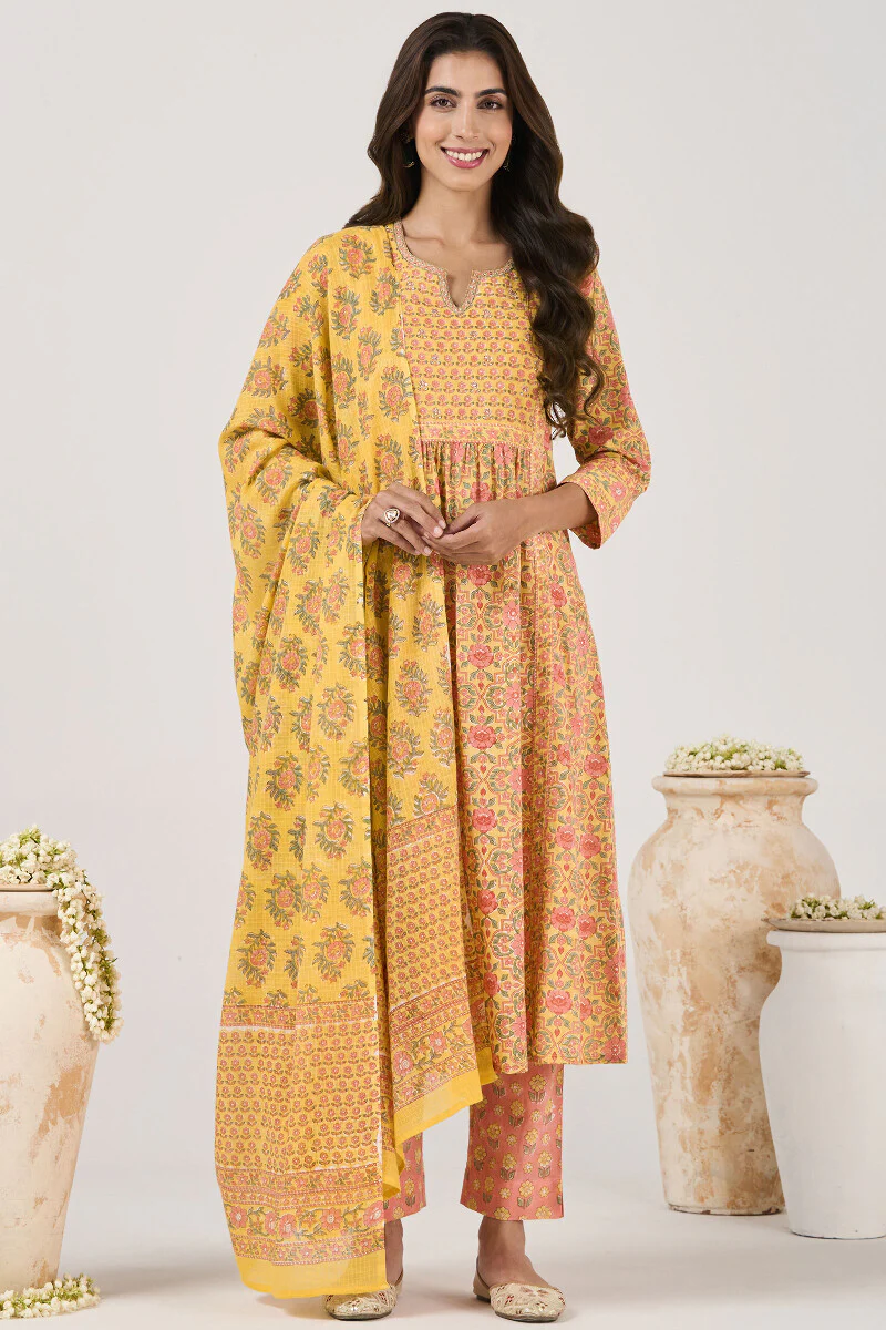 Roz Meher Azaira Sanganeri Kurta - Image 5